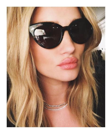 rosie huntington whiteley chanel sunglasses